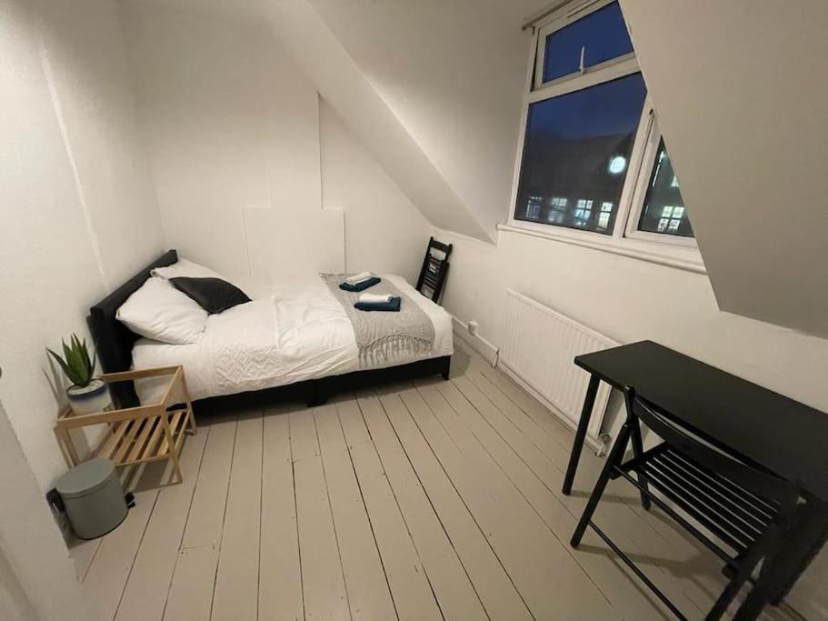 Comfy 2 Bedroom On Tower Bridge Лондон Екстер'єр фото